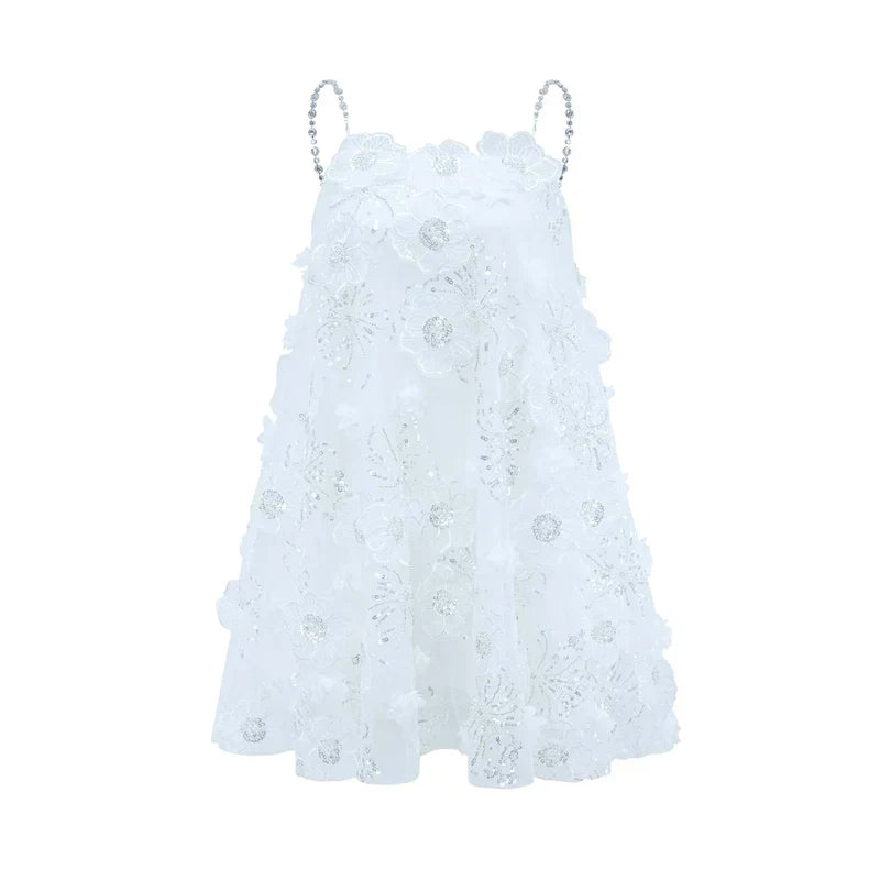 Vestido Bordado Floral, Cristais Manuais e Alças Delicadas
