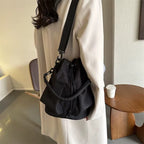 Bolsa Feminina de Nylon Bruna