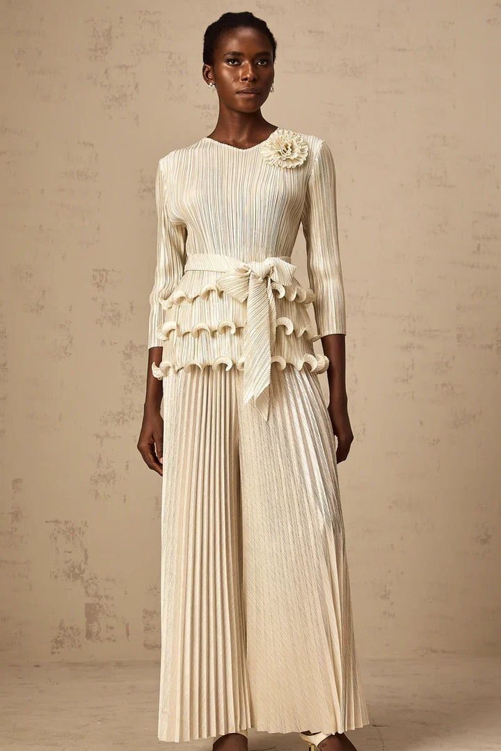 Conjunto Plissado com Acabamento Metalizado e Calça Wide Leg