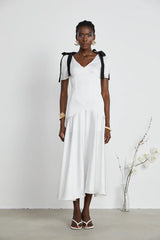 Vestido Longo Elegante  Laços e Decote em V
