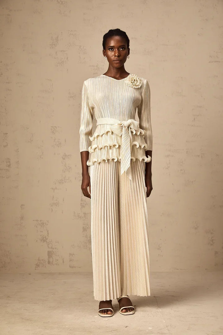 Conjunto Plissado com Acabamento Metalizado e Calça Wide Leg