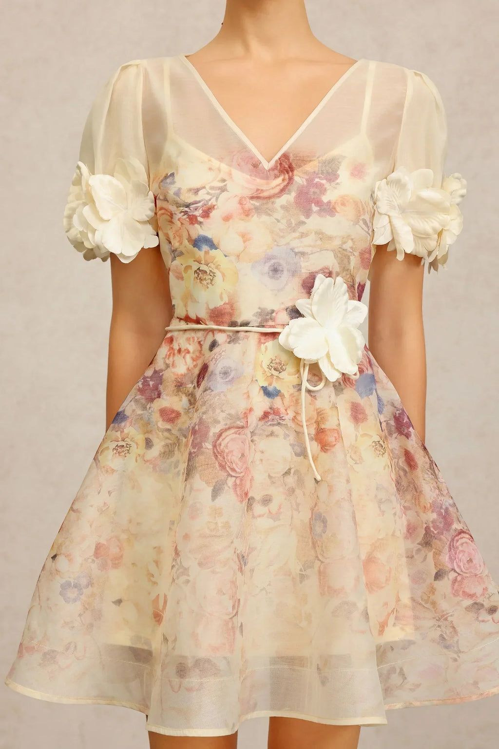 Vestido A-Line Lavanda com Estampa Floral Wisteria e Cintura Marcada