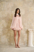 Conjunto Vestido e Capa Estruturada em Rosa Glossy