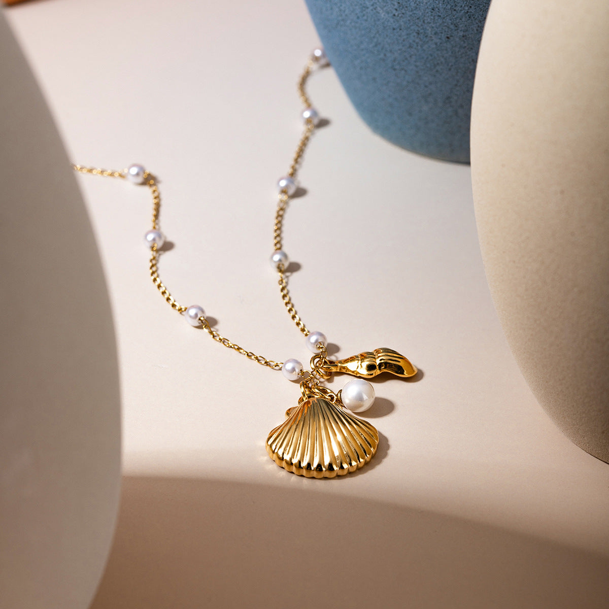 Pulseira com Pingentes Marinhos Ocean Pearl Banhada a Ouro 18K