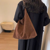 Bolsa Feminina de Ombro Tipo Saco em Suede Sintético Estilo Camurça Ayla