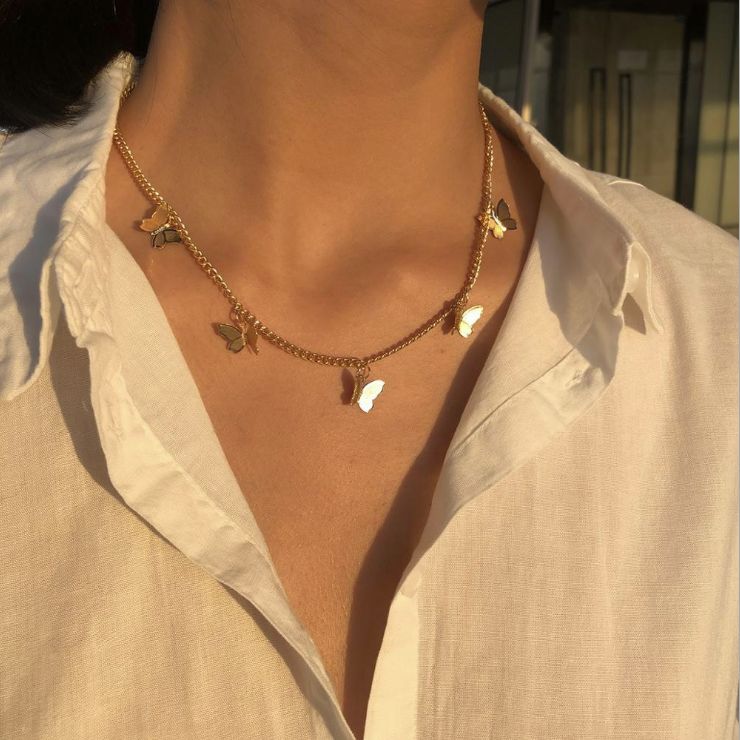 Colar Pingentes de Borboletas Banhado a Ouro 18K