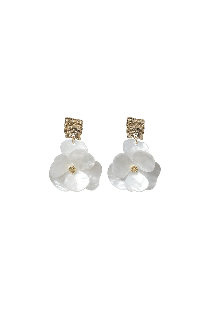 Brincos Florais Vintage Dourado com Pétalas Elegantes