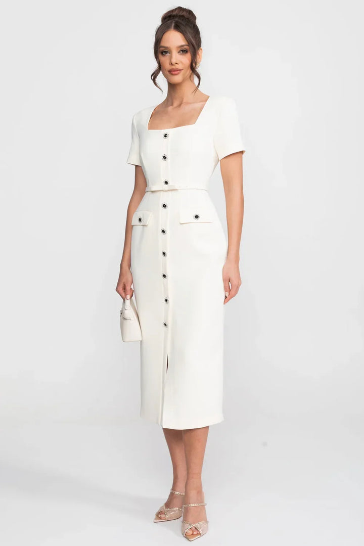 Vestido Longo de Alfaiataria Estruturada com Decote Quadrado e Cinto Coordenado