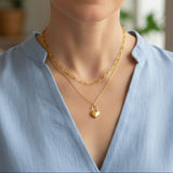 Colar Dupla Camada com Pingente de Coração Twin Love Glow Banhado a Ouro 18K