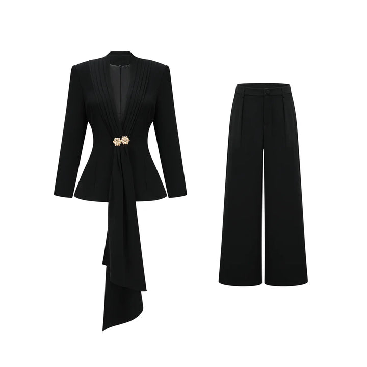 Conjunto de Inverno Linha Nobre: Casaco com Gola Plissada e Calça de Corte Reto