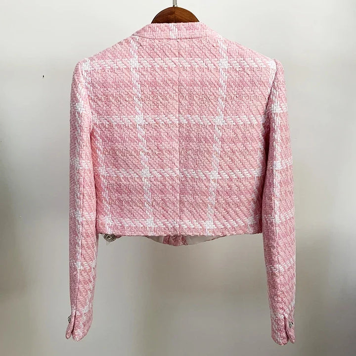 Blazer Curto de Tweed Rosa: Elegância em Tons Pastéis e Acabamento de Luxo