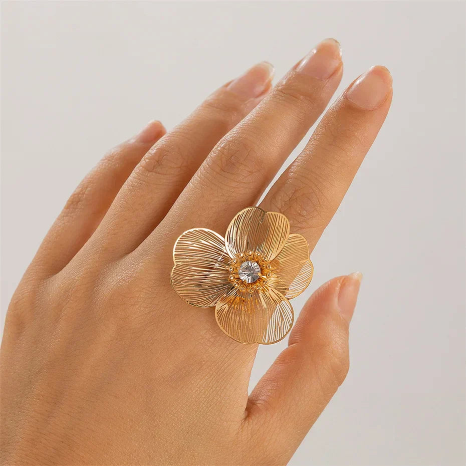 Anel Elegante de Folha de Ginkgo e Flor - Anel Retro Dourado para Dedos