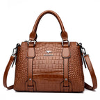 Bolsa Feminina Tiracolo Crocodilo Olívia