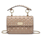 Bolsas Pelica Couro de cabra Tachas: Luxo e Elegância