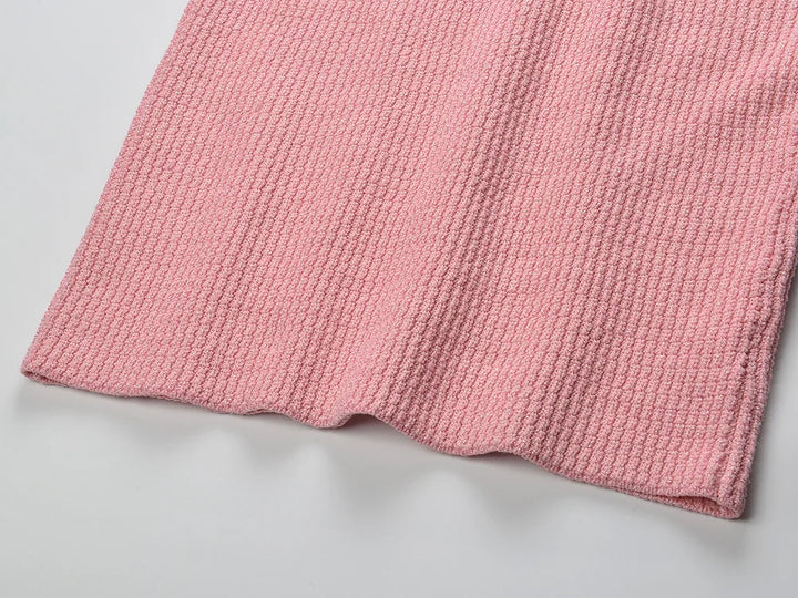 Vestido Midi em Tricô com Babados e Bordados de Pérolas – Luxo e Delicadeza