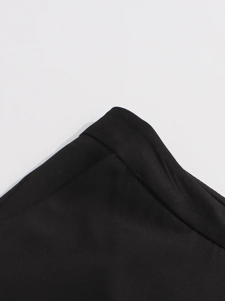 Conjunto de Alfaiataria Escultural com Blazer e Calça com Cristais