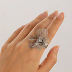 Anel Elegante de Folha de Ginkgo e Flor - Anel Retro Dourado para Dedos