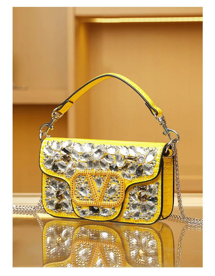 Bolsa Clutch Elegante com Pedrarias Bordadas à Mão
