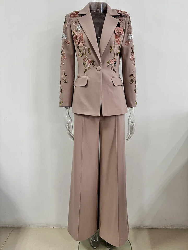 Conjunto Blazer Decorado em Bordado 3D e Calça Ampla Elegante
