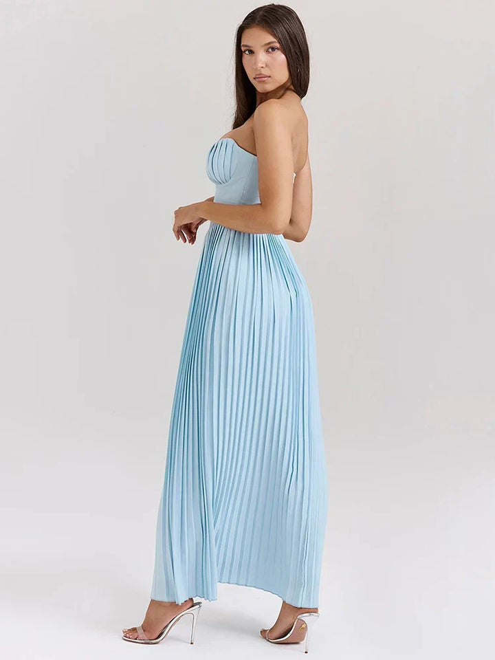 Vestido Longo Carlotta – Espartilho, Saia Plissada e Luxo Moderno