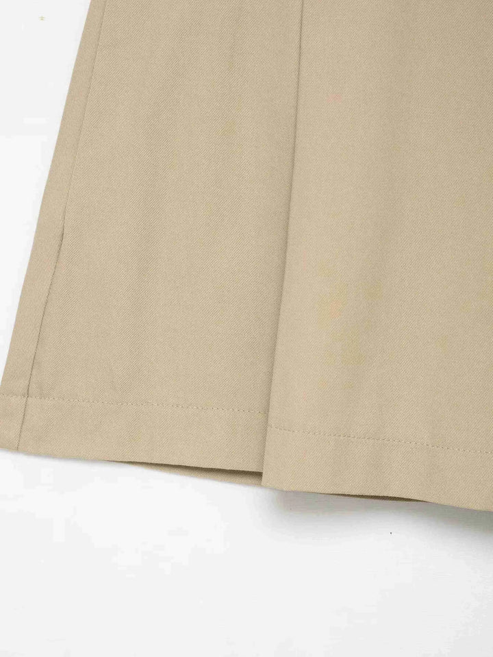 Conjunto Streetwear Elegante: Casaco Estruturado com Cinto e Shorts de Alfaiataria
