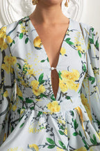 Vestido – Vintage, Decote V, Manga Lanterna, Saia Plissada