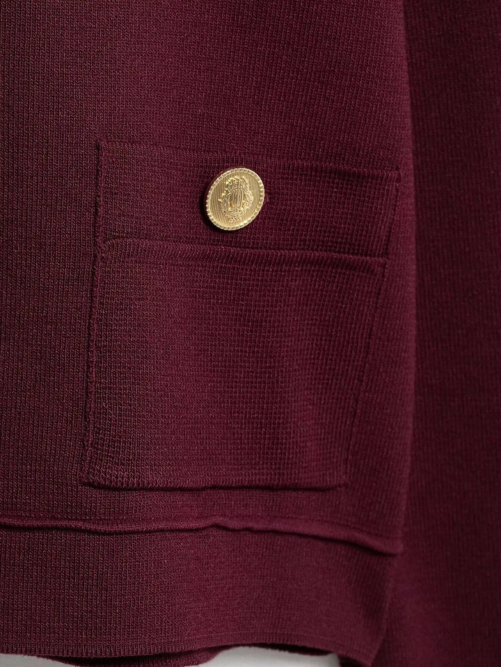 Conjunto Luxo Vermelho em Malha de Alta Densidade – Cardigã e Saia
