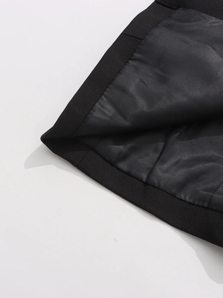 Conjunto de Alfaiataria Escultural com Blazer e Calça com Cristais