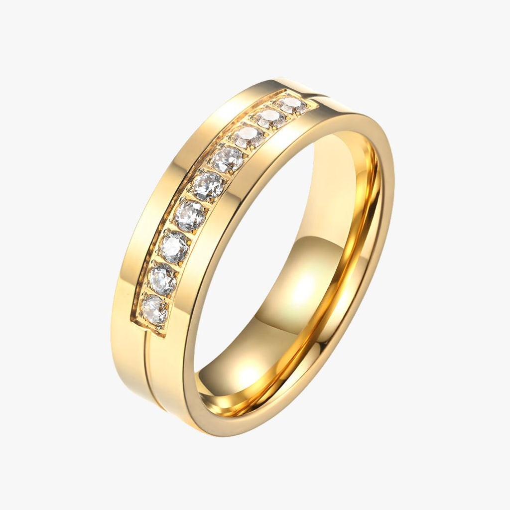 Anel Cravejado em Microzircônias Diamond Lux Banhado a Ouro 14K
