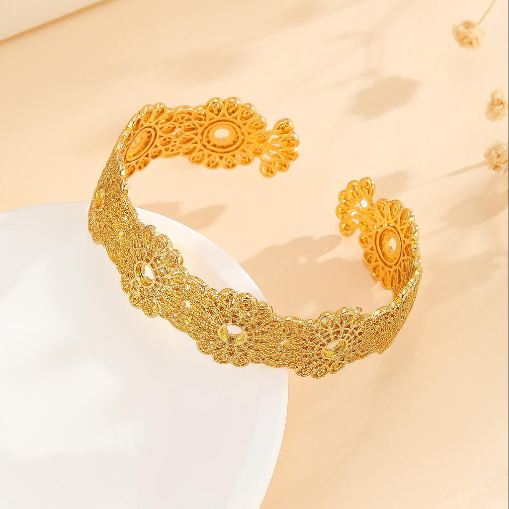 Bracelete Palace Lace Floral Banhada a Ouro 14K
