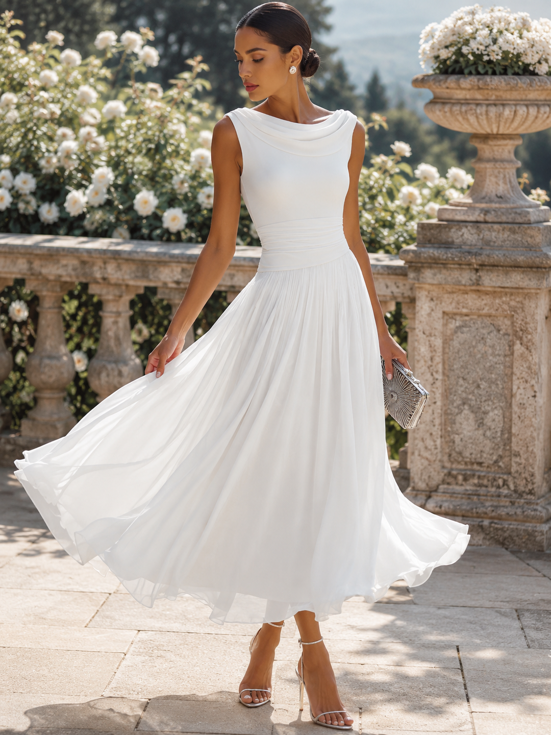 Vestido Midi Plissado com Gola Drapeada e Sem Mangas