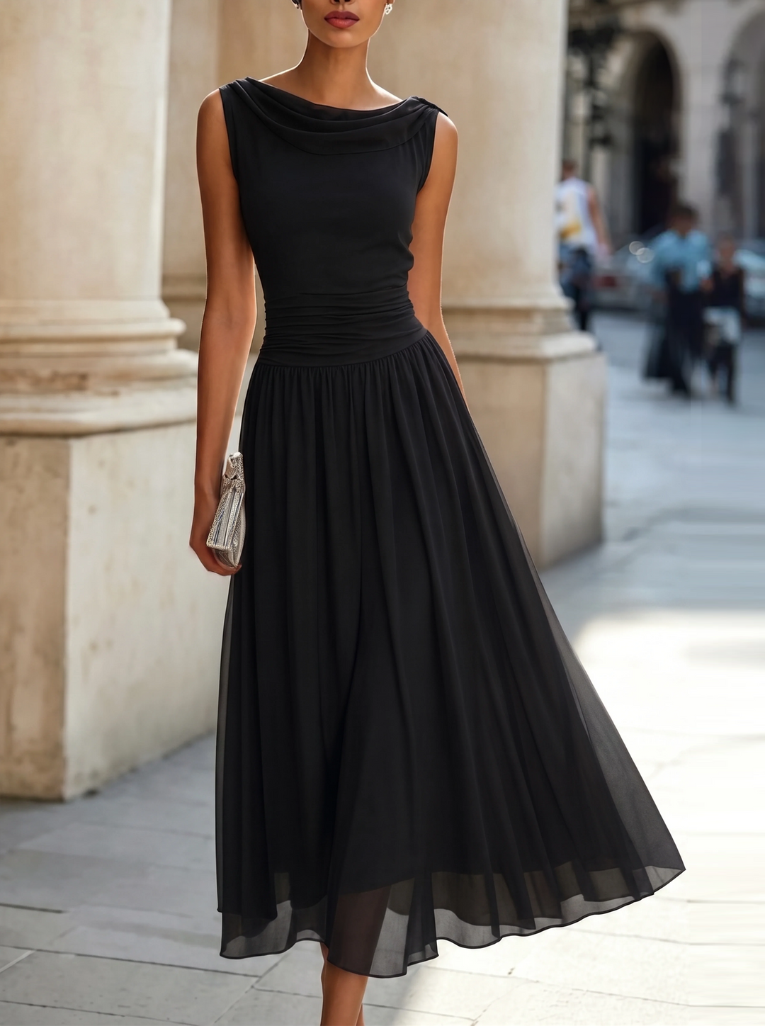 Vestido Midi Plissado com Gola Drapeada e Sem Mangas