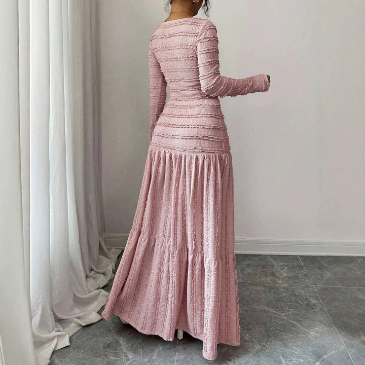 Valentina™ – Vestido Midi de Tricô com Gola Quadrada e Manga Longa